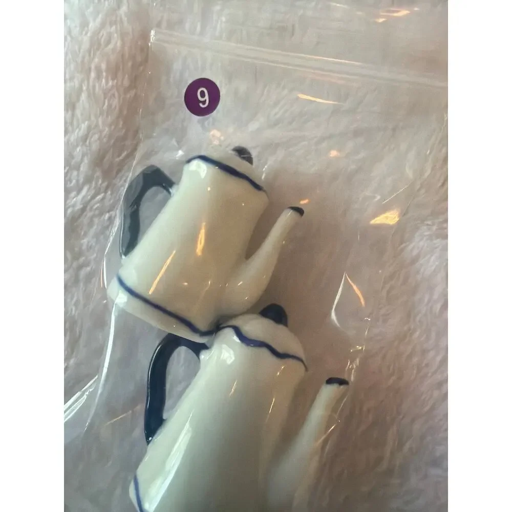 Miniature Ceramic Coffee Pot Salt & Pepper Shakers Blue White Japan Set of 2